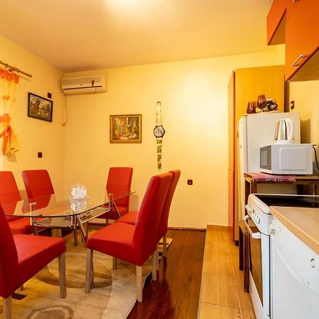 Apartman Jozic Knin Exterior foto