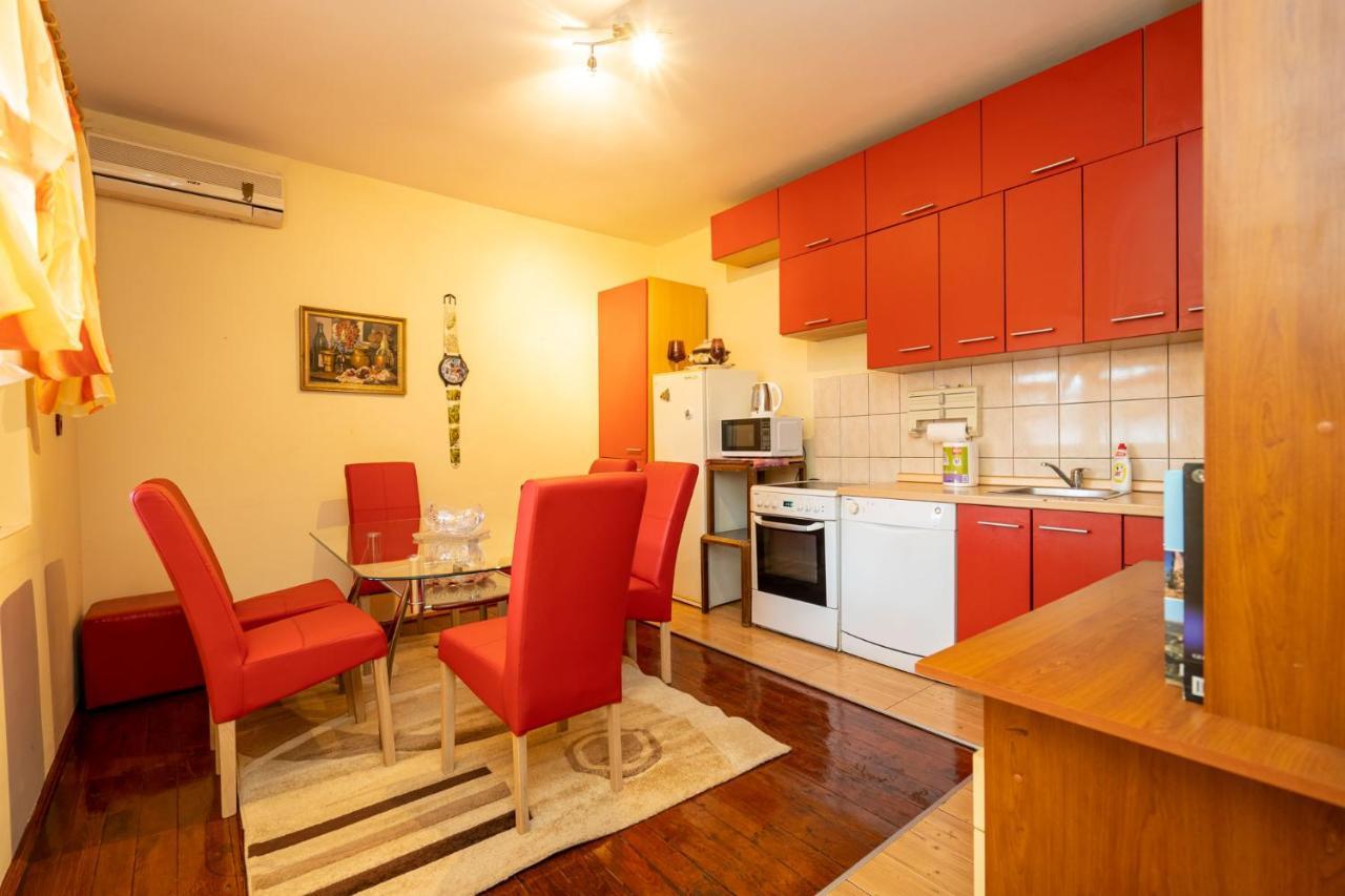 Apartman Jozic Knin Exterior foto